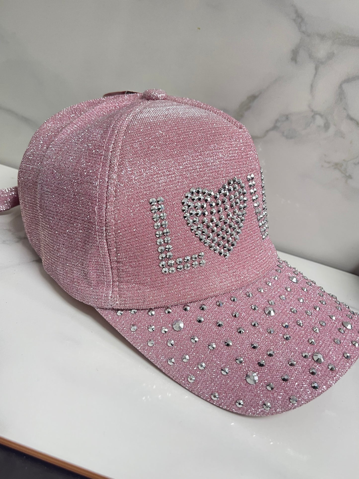 caps
