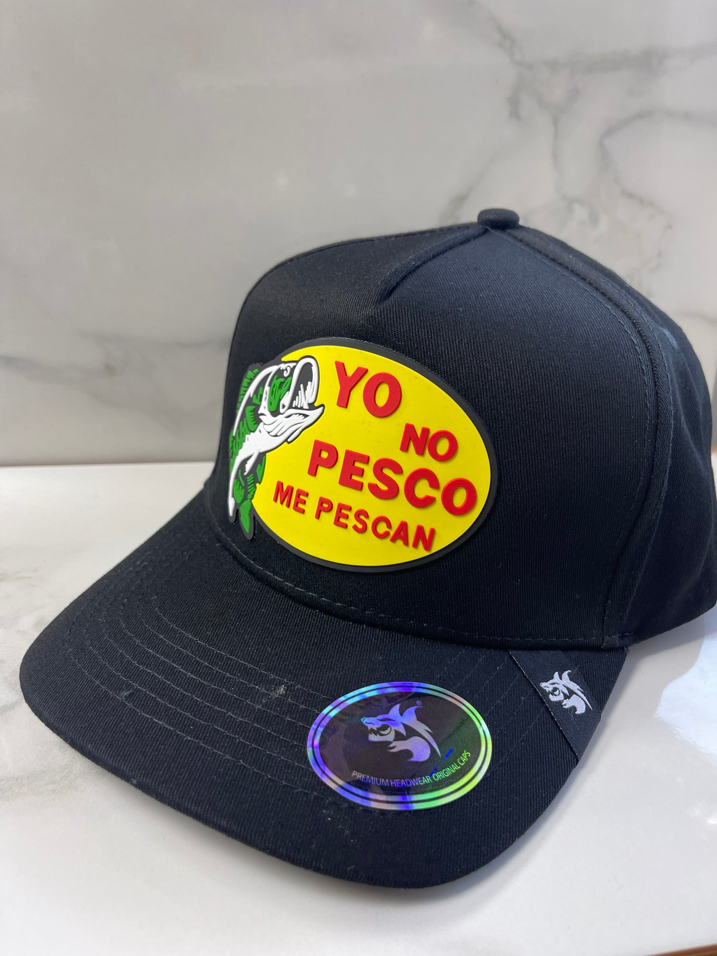 Caps