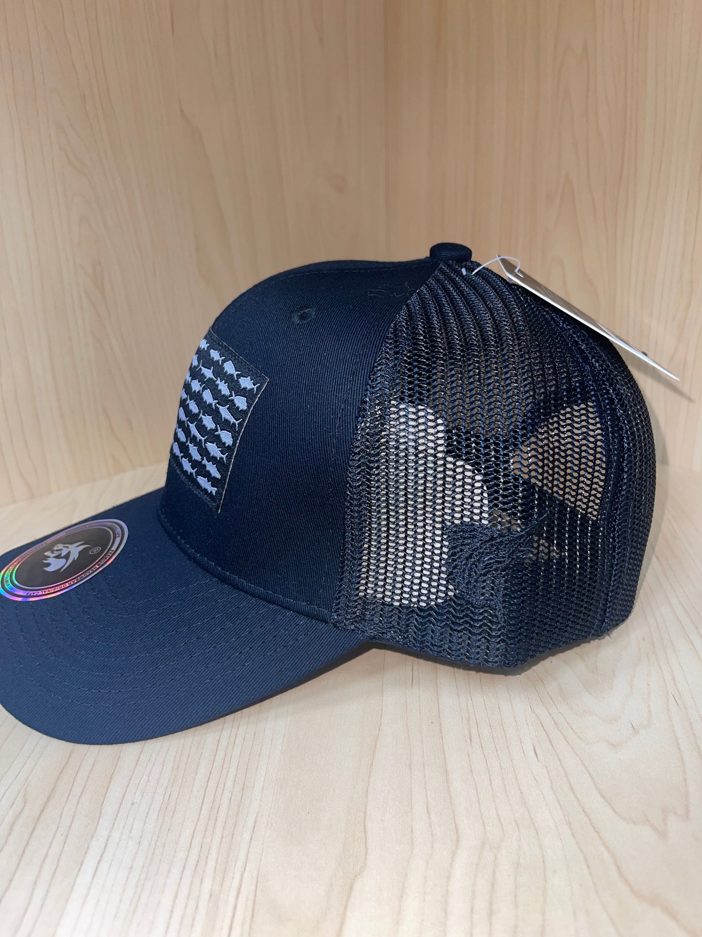 Caps