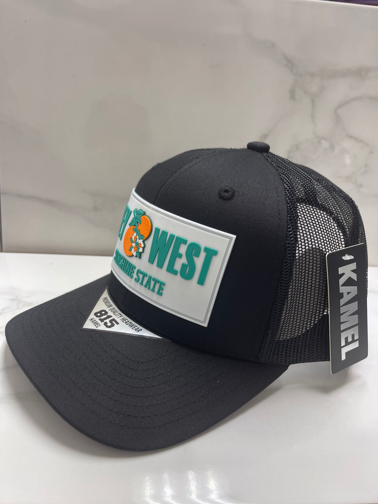 Caps