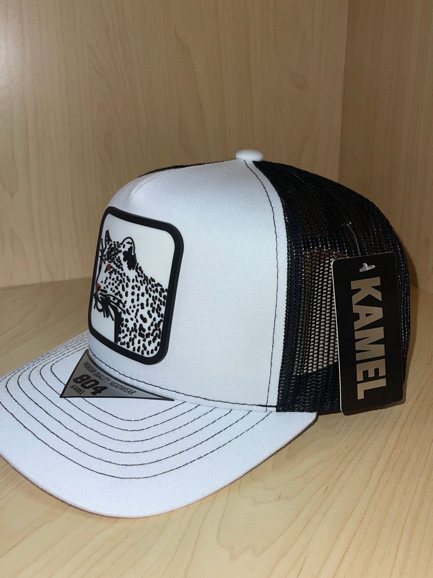caps
