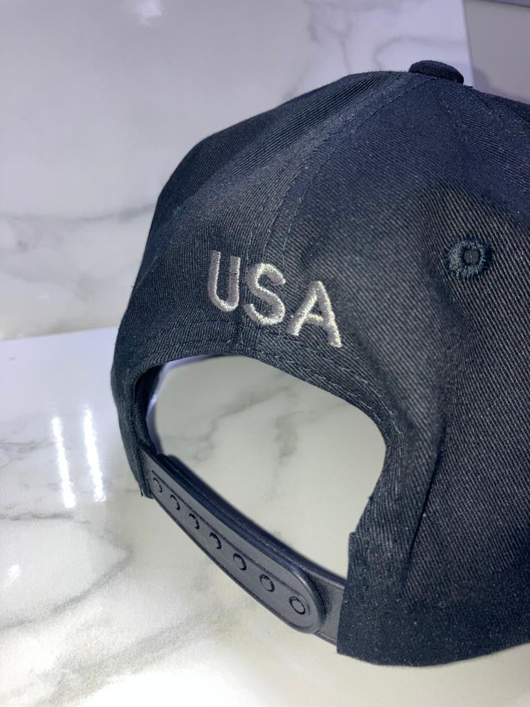 Caps