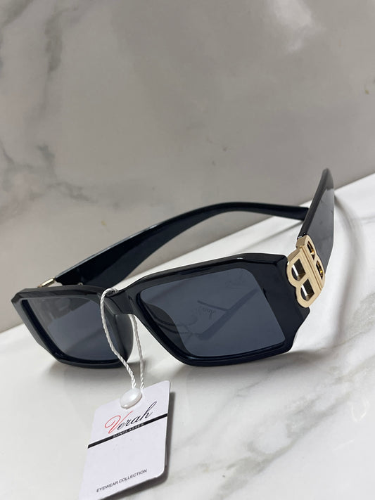 Sunglasses  Excellent quality and price shipped fast